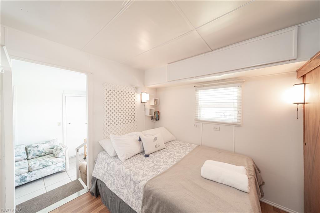 MARINERS COVE - Residential