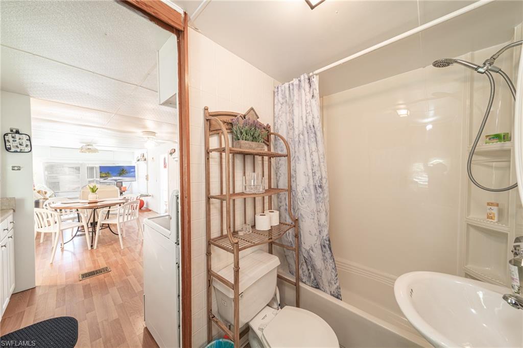 MARINERS COVE - Residential