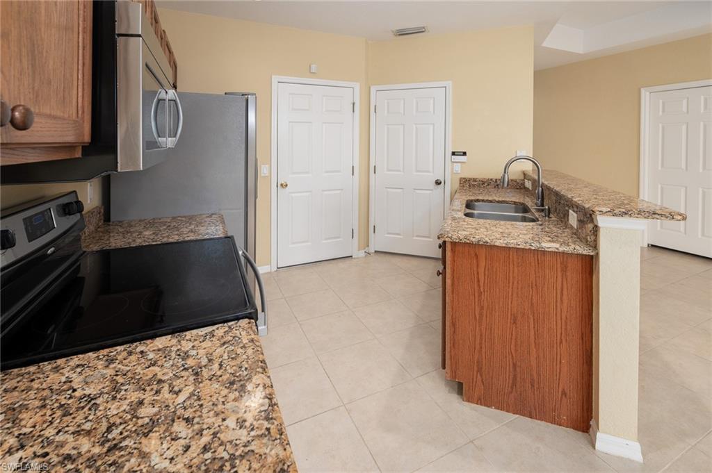 SAIL HARBOUR - Residential