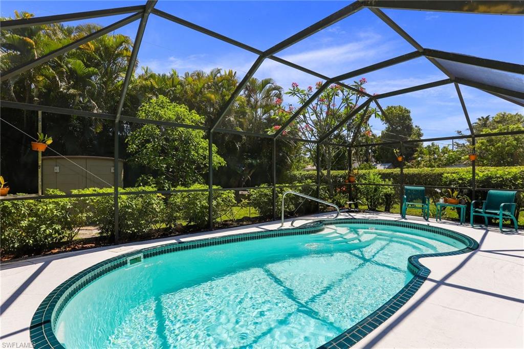 NAPLES PARK - Residential