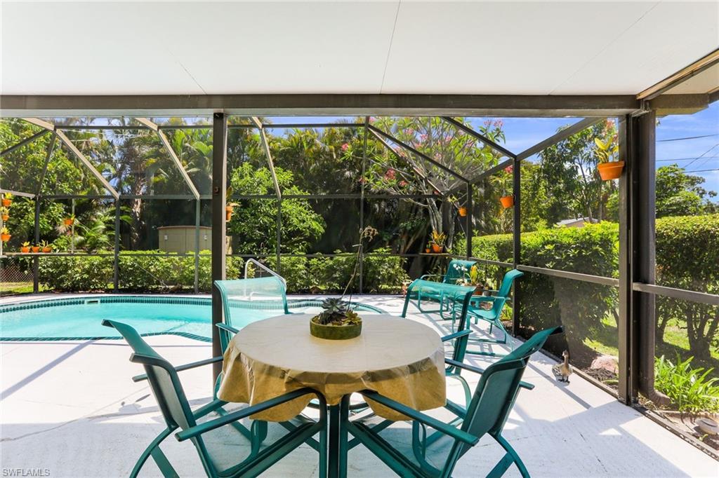 NAPLES PARK - Residential