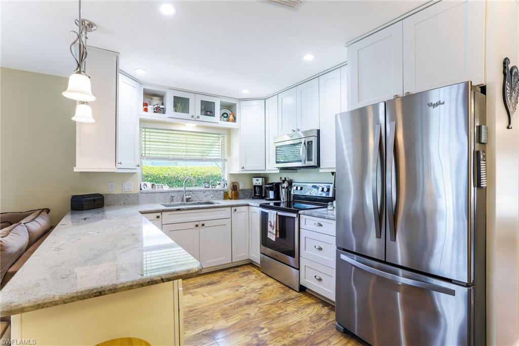 NAPLES PARK - Residential