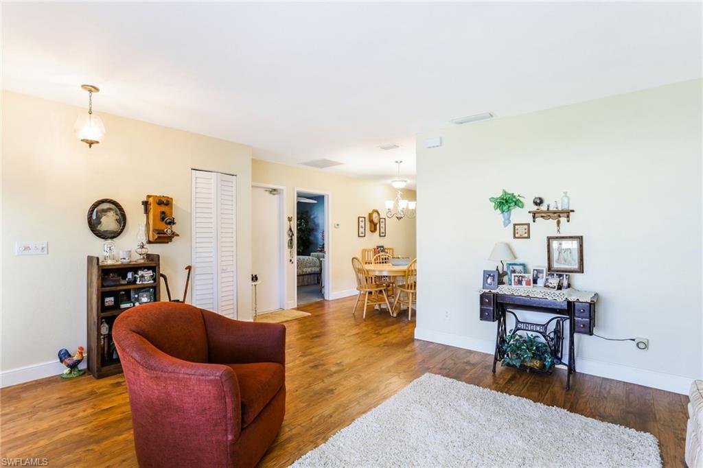 NAPLES PARK - Residential