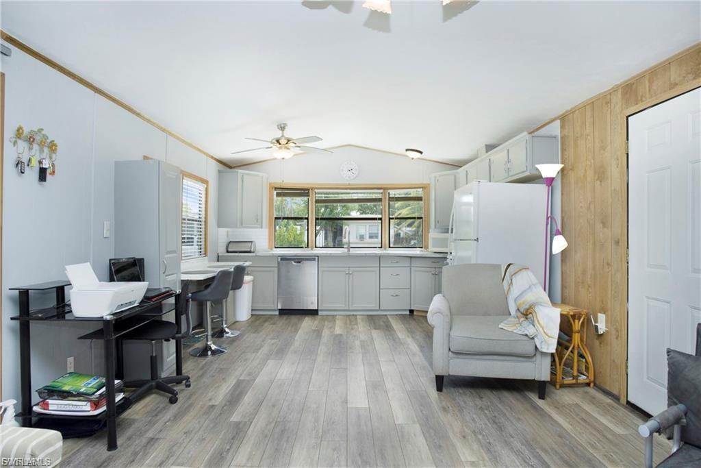 CYPRESS PARK - Residential