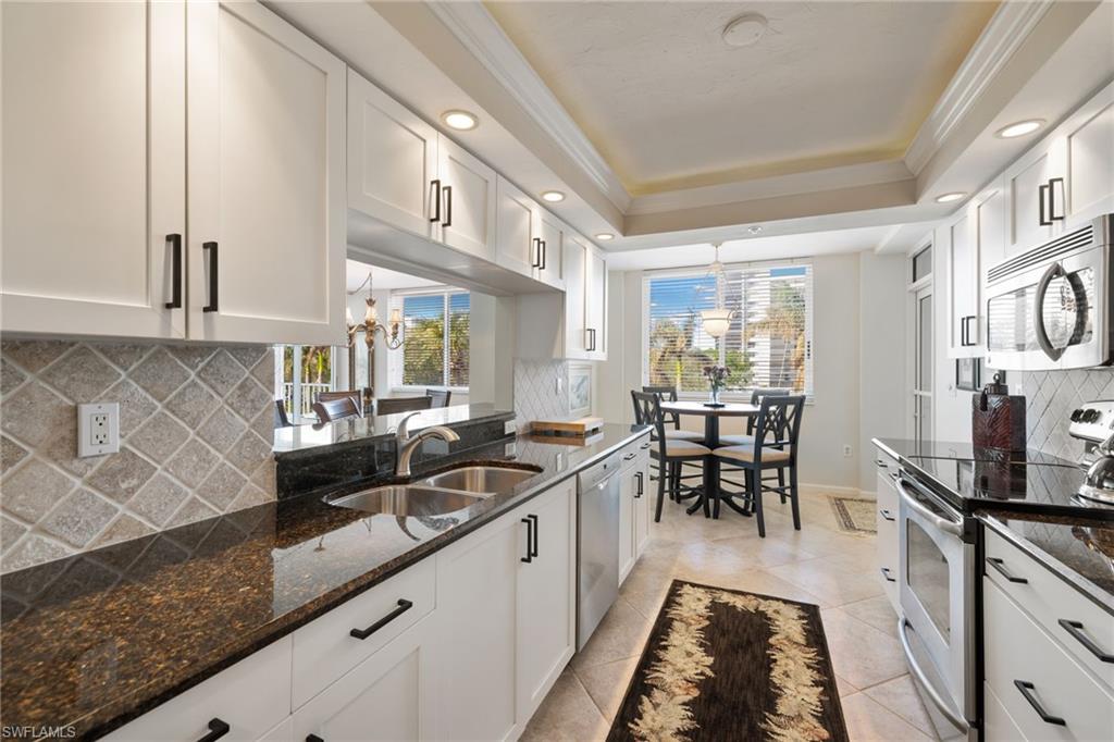 GULF BREEZE AT VANDERBILT - Residential