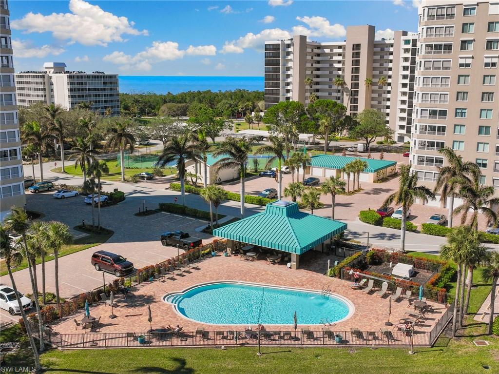 GULF BREEZE AT VANDERBILT - Residential