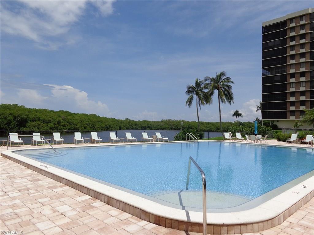 VANDERBILT SURF COLONY - Residential