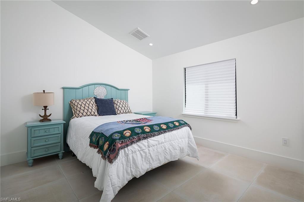 MONTEREY - Residential