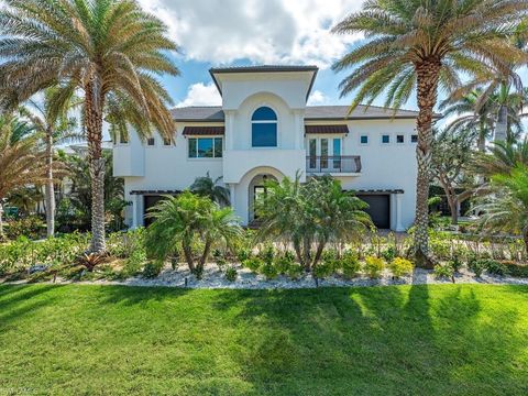 140 Conners AVE NAPLES FL 34108