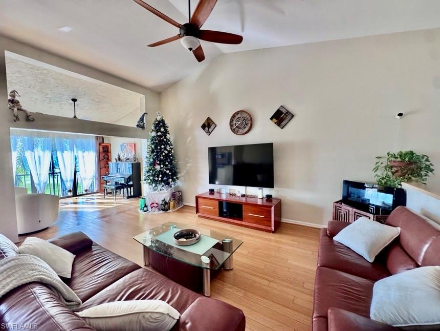 HERON COACH HOUSES CONDO - Residential Lease