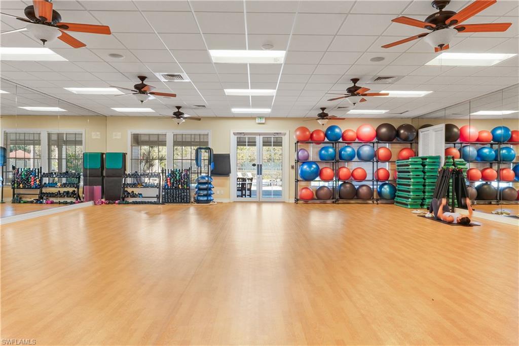 WILLOW RIDGE - Residential