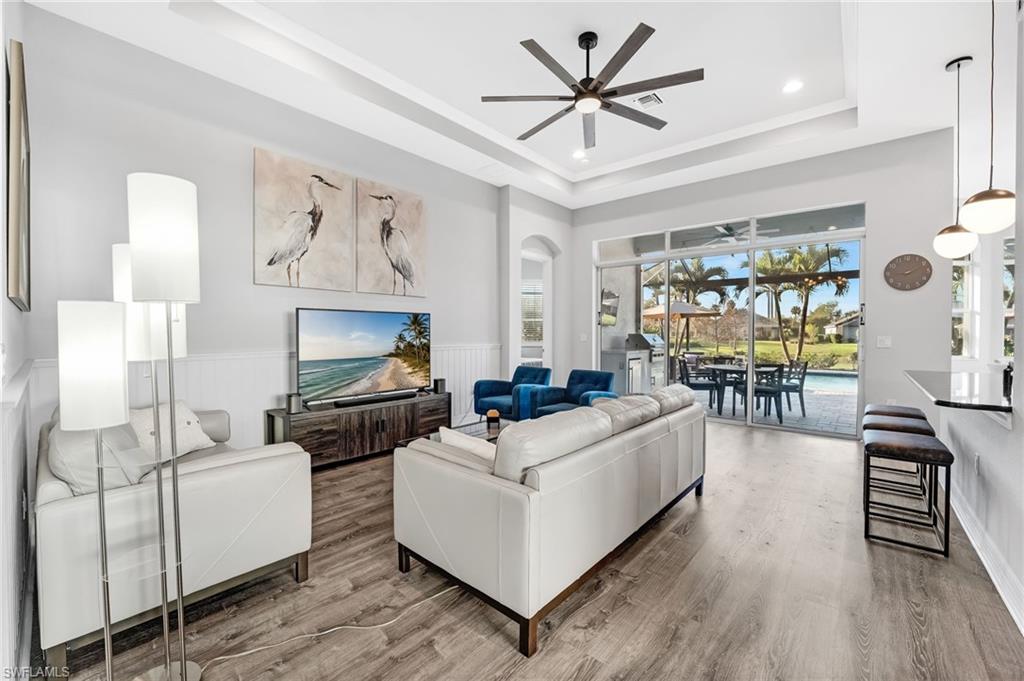 WILLOW RIDGE - Residential