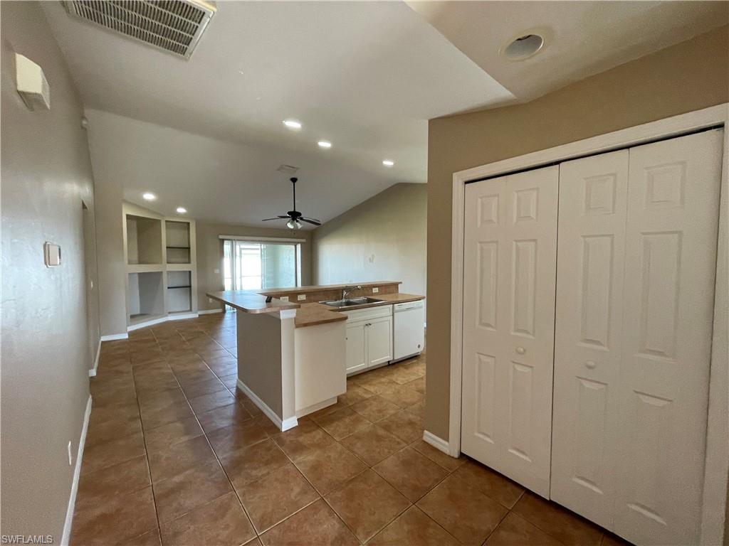 CAPE CORAL - Residential Lease