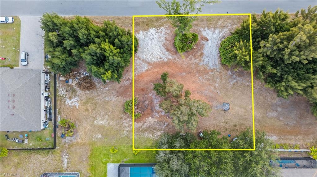 CAPE CORAL - Land
