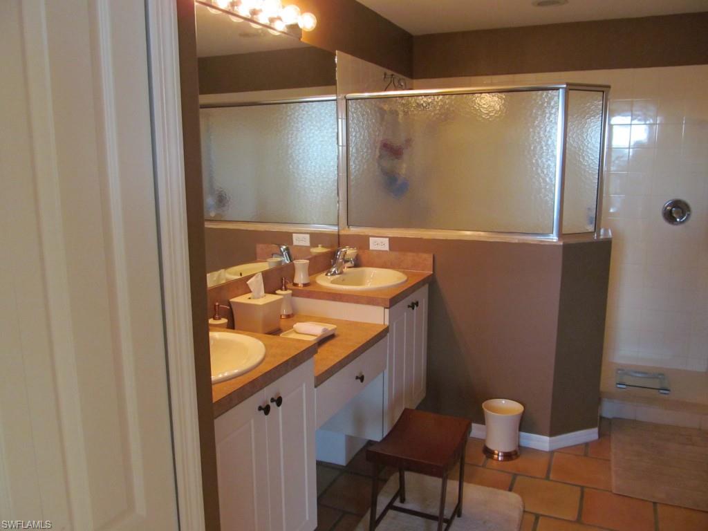 PEBBLE BEACH - Residential