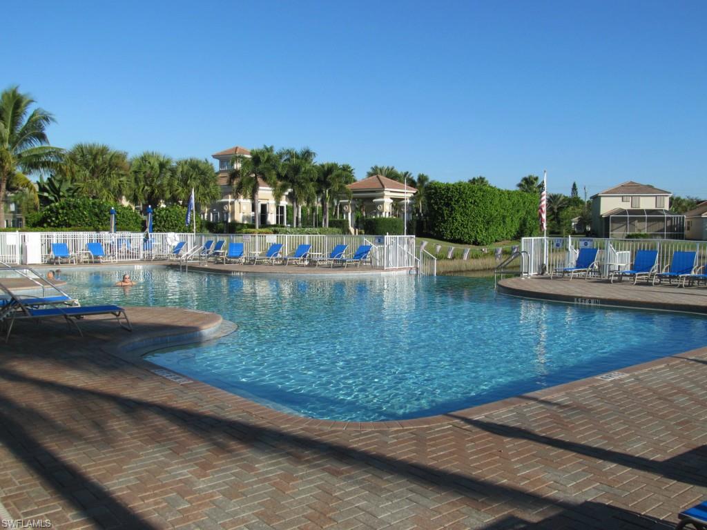 PEBBLE BEACH - Residential