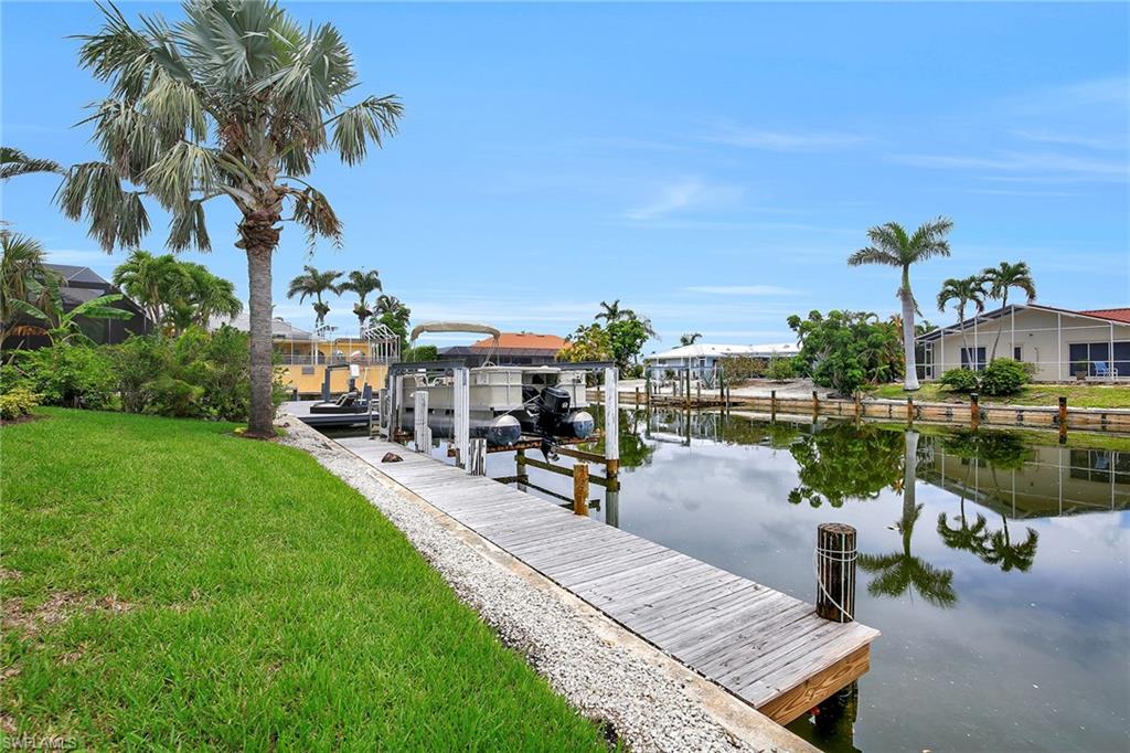 MARCO BEACH - Residential