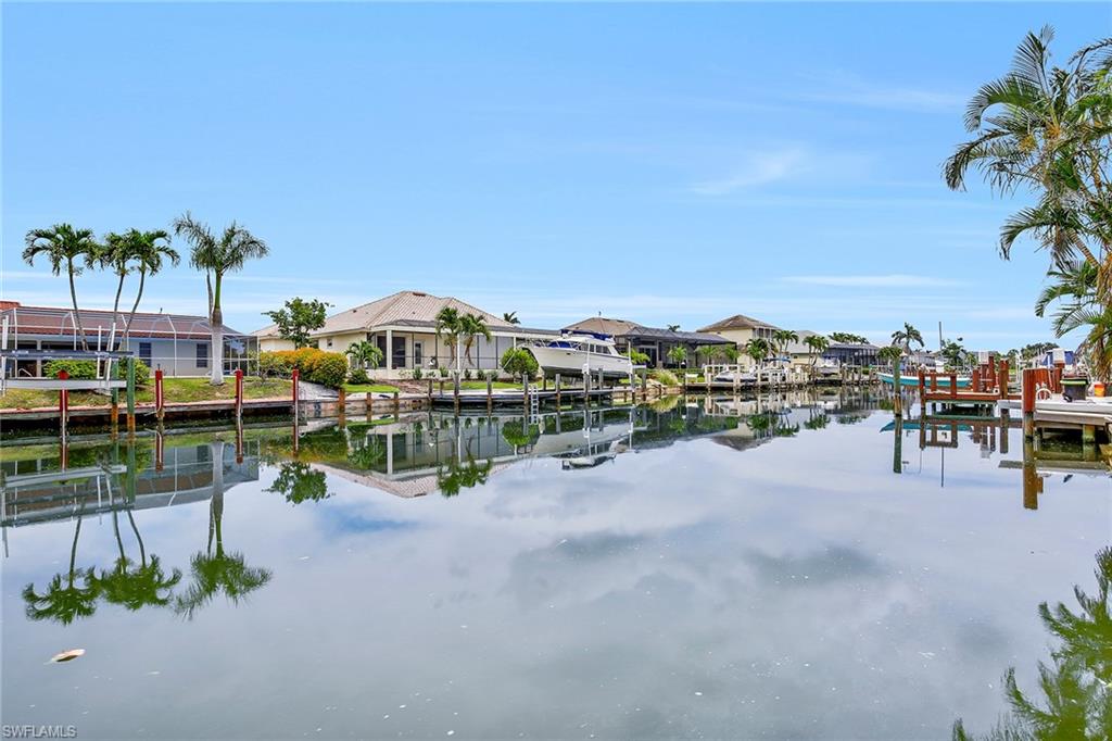 MARCO BEACH - Residential