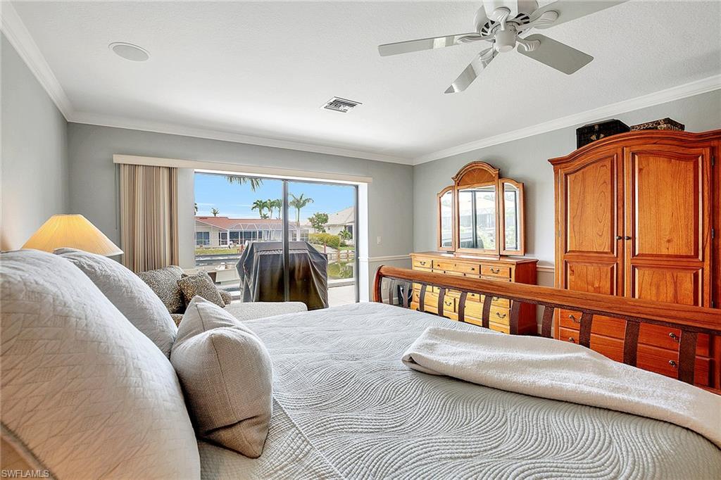 MARCO BEACH - Residential