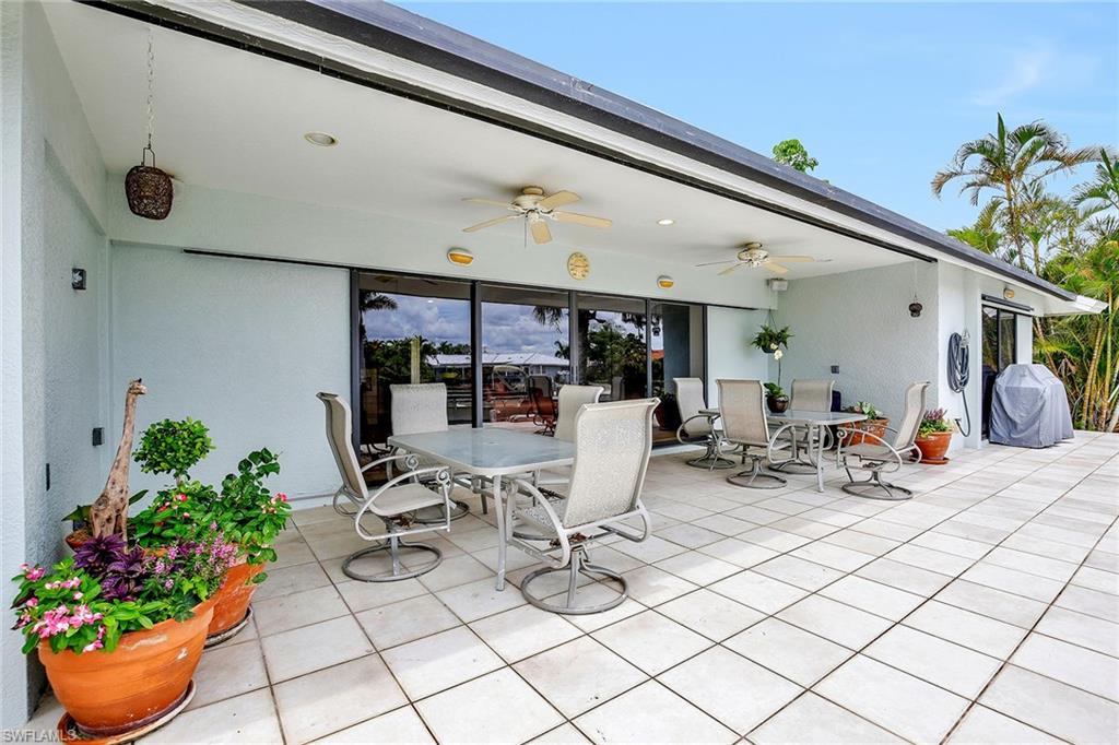 MARCO BEACH - Residential