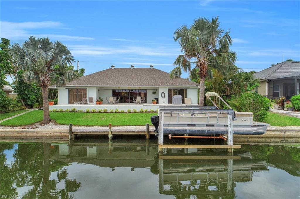 MARCO BEACH - Residential