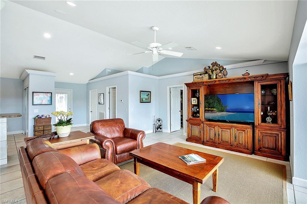 MARCO BEACH - Residential