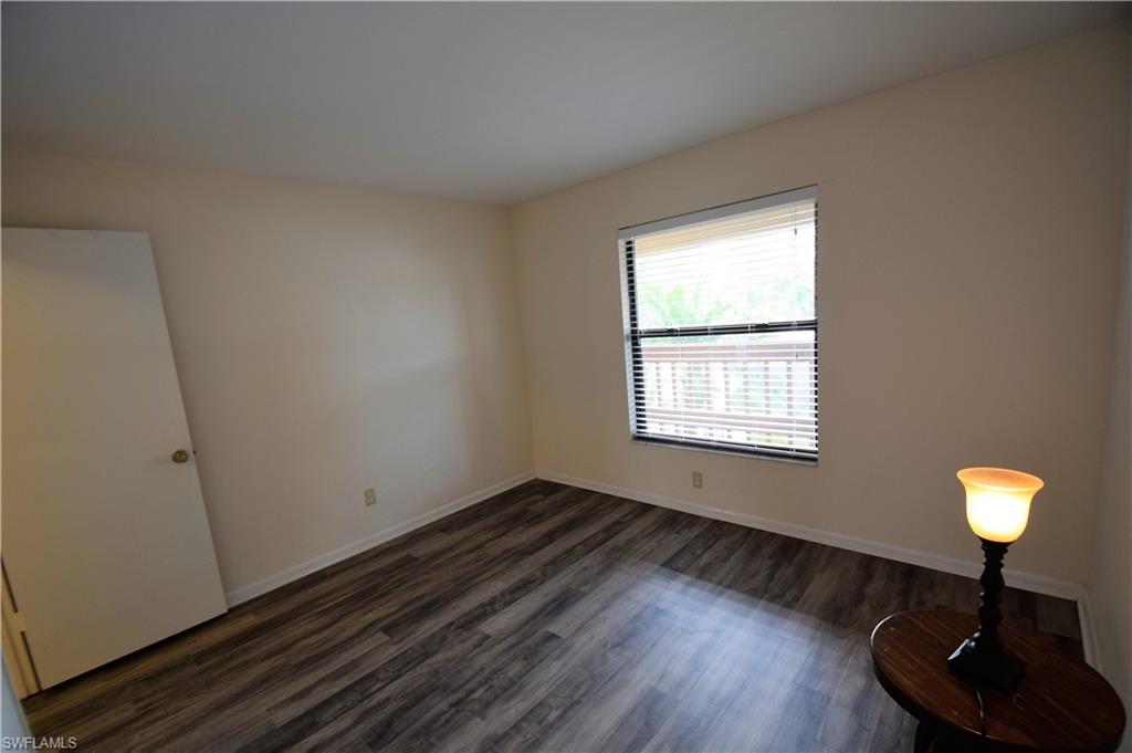 YACHTSMANS COVE - Residential