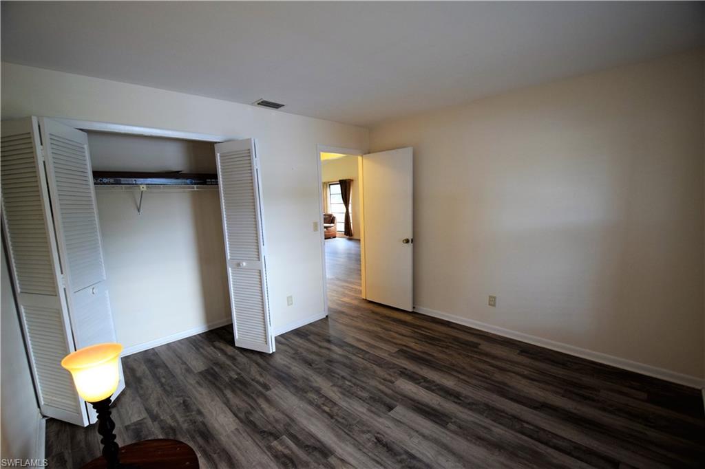 YACHTSMANS COVE - Residential