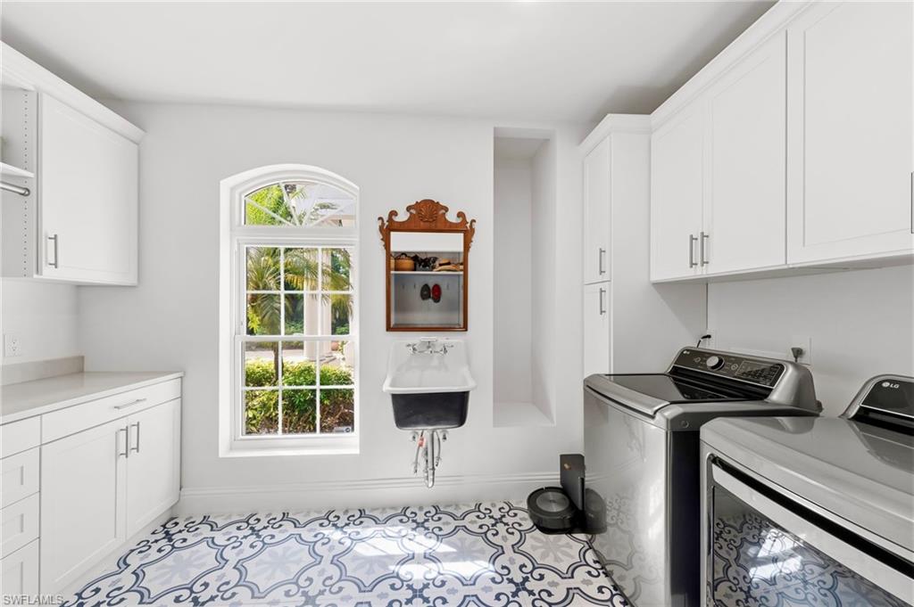 QUAIL WOODS ESTATES - Residential