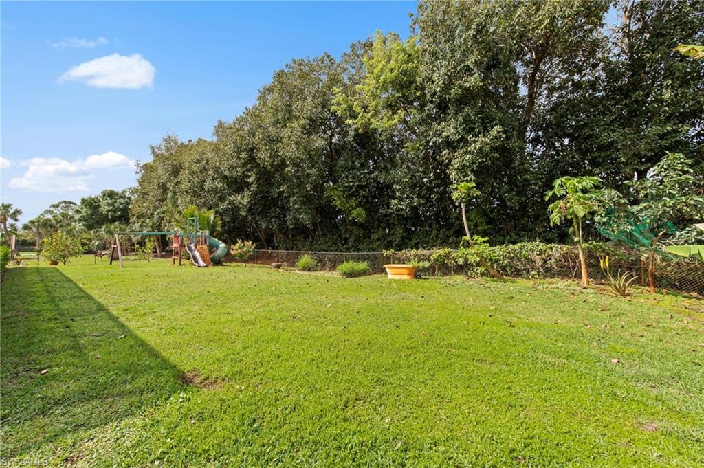 QUAIL WOODS ESTATES - Residential