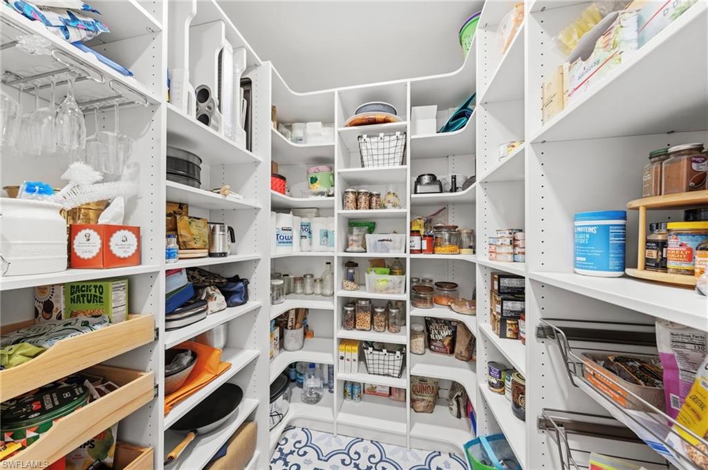 QUAIL WOODS ESTATES - Residential