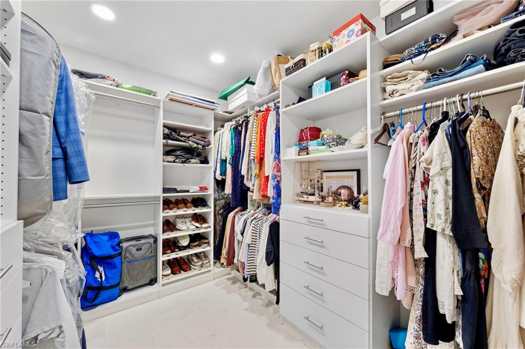 QUAIL WOODS ESTATES - Residential