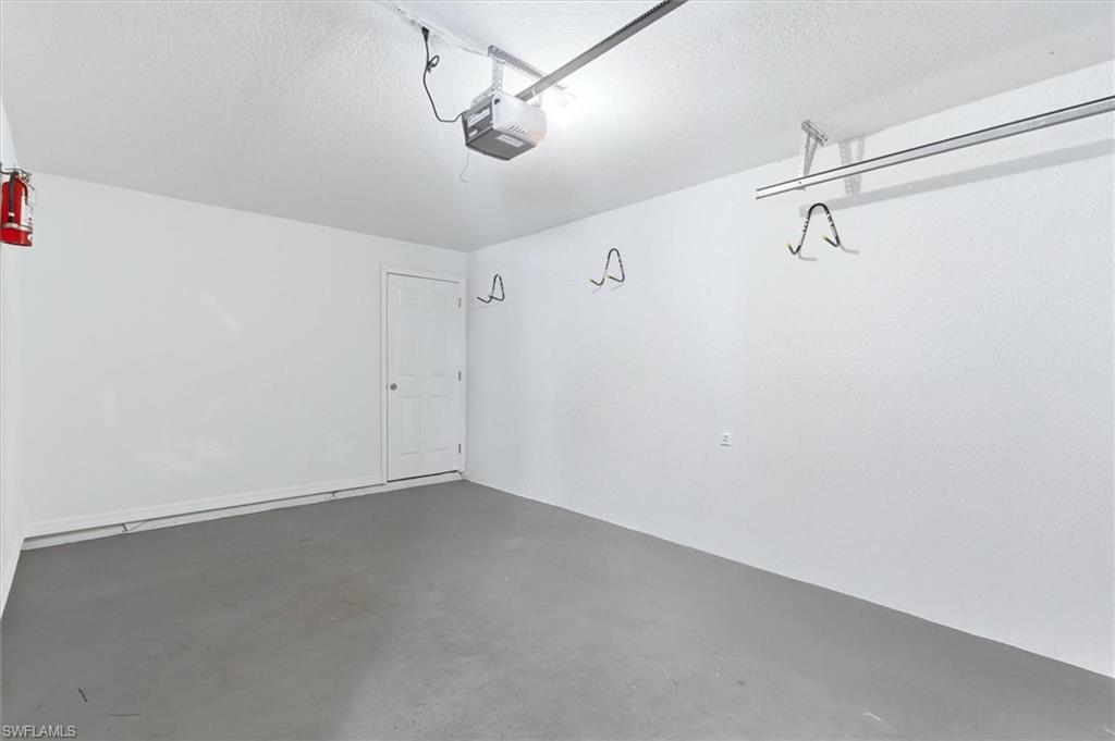 PATE CREST VILLAS 1 - Residential