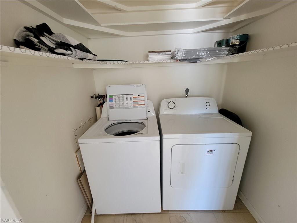 MYERLEE ESQUIRE COURTS CONDO - Residential