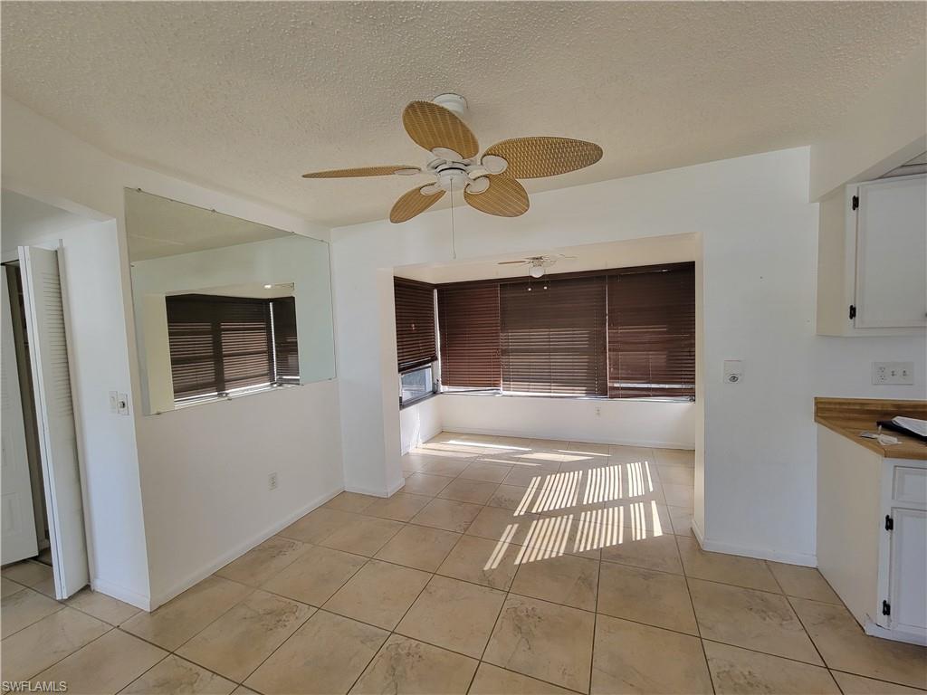 MYERLEE ESQUIRE COURTS CONDO - Residential