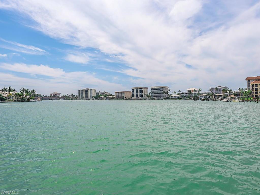 MOORINGS - Residential