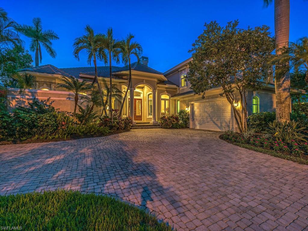 MOORINGS - Residential