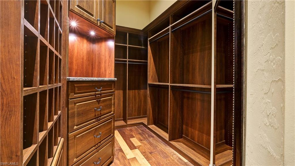 QUAIL WEST - Residential