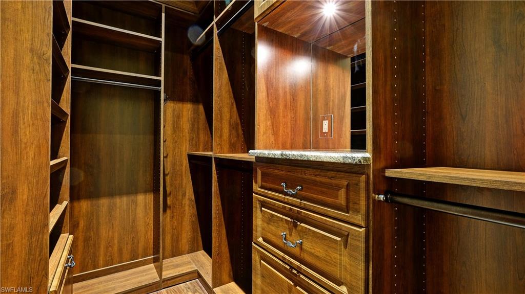 QUAIL WEST - Residential