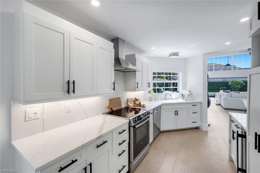 SOMERSET AT WINDSTAR - Residential