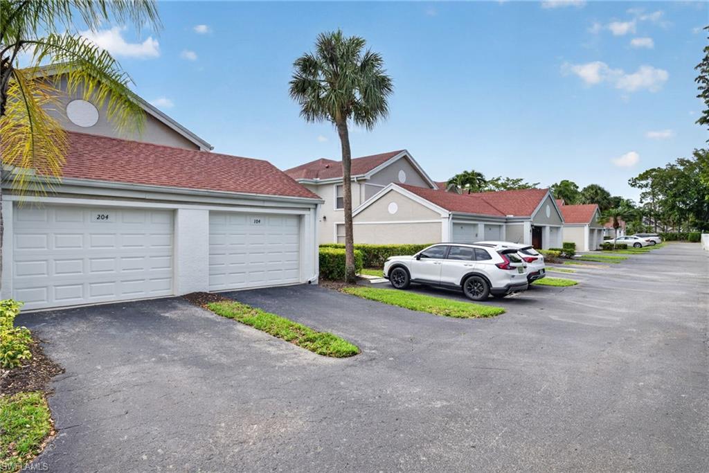 9836 Luna CIR F-204