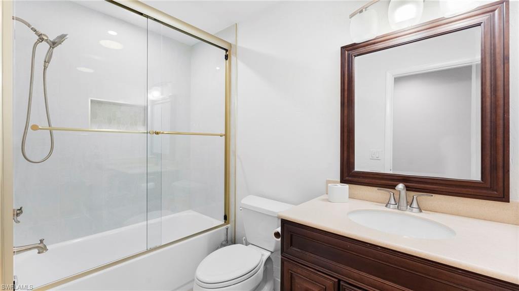 LAKEWOOD - Residential Lease