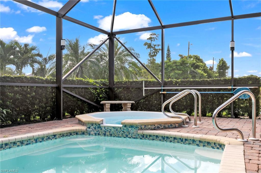 LAKEWOOD - Residential Lease