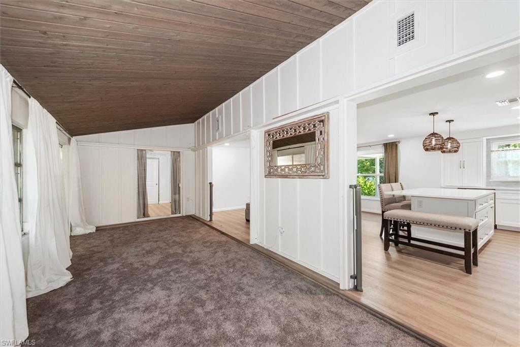 YACHT CLUB COLONY - Residential