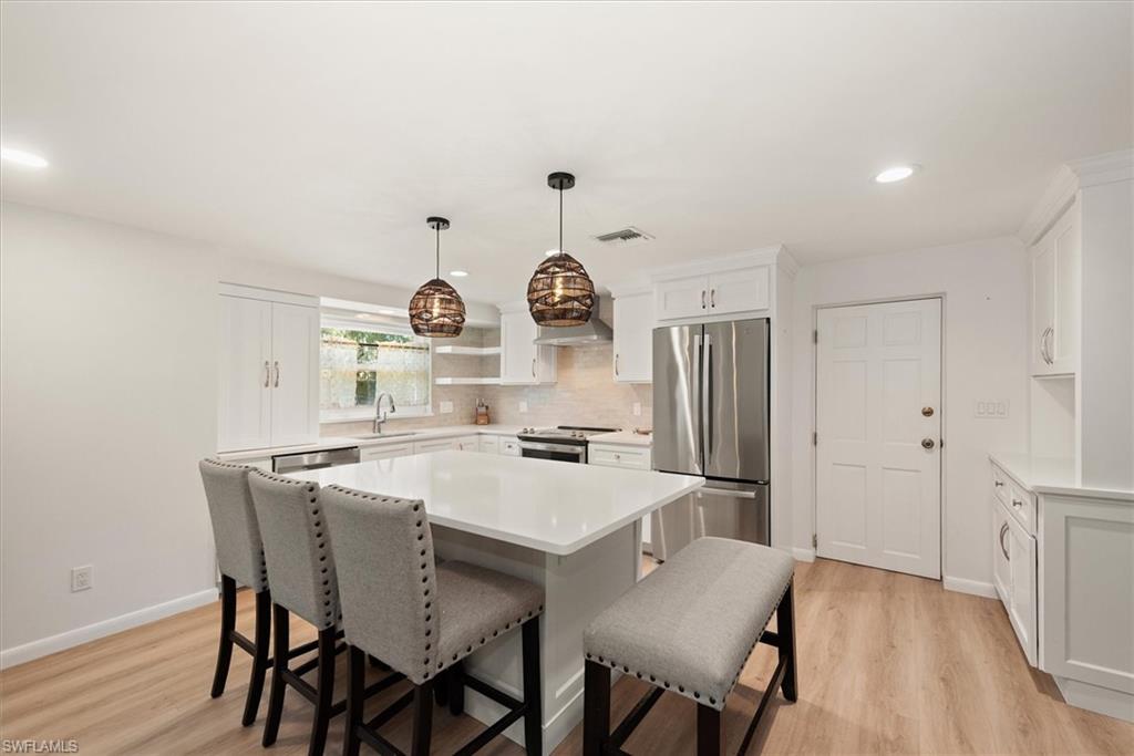 YACHT CLUB COLONY - Residential