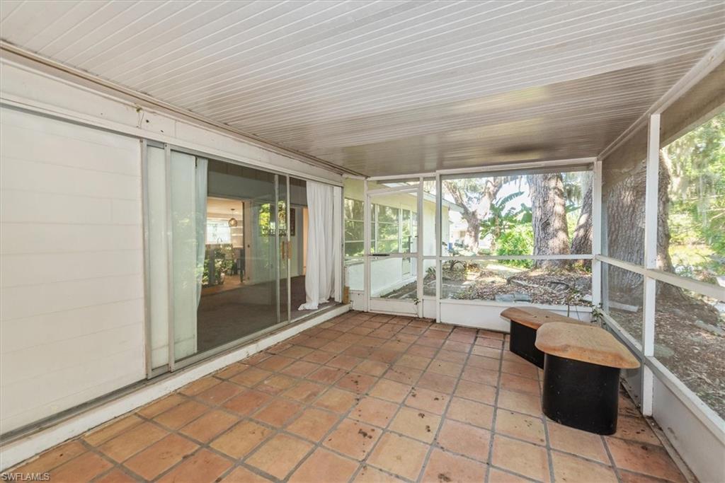 YACHT CLUB COLONY - Residential