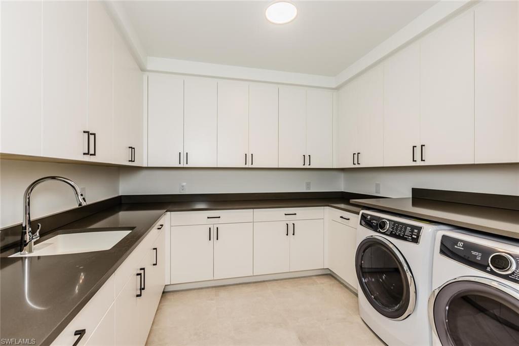 QUATTRO AT NAPLES SQUARE - Residential