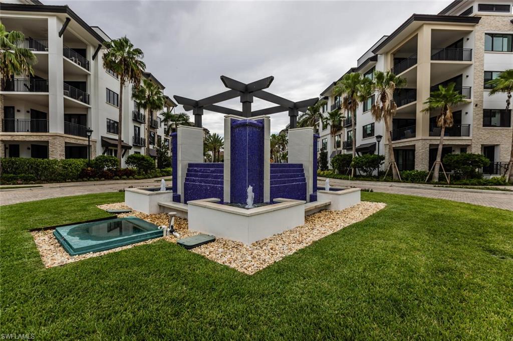 QUATTRO AT NAPLES SQUARE - Residential