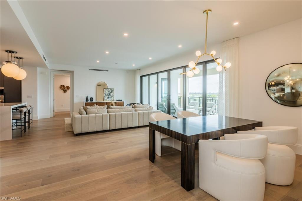 QUATTRO AT NAPLES SQUARE - Residential