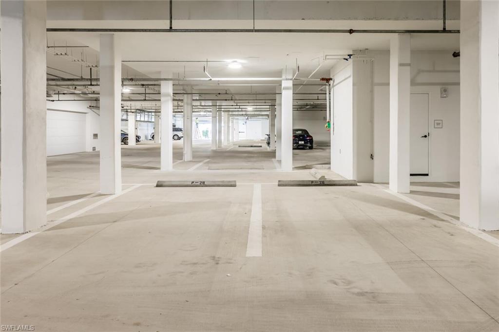 QUATTRO AT NAPLES SQUARE - Residential